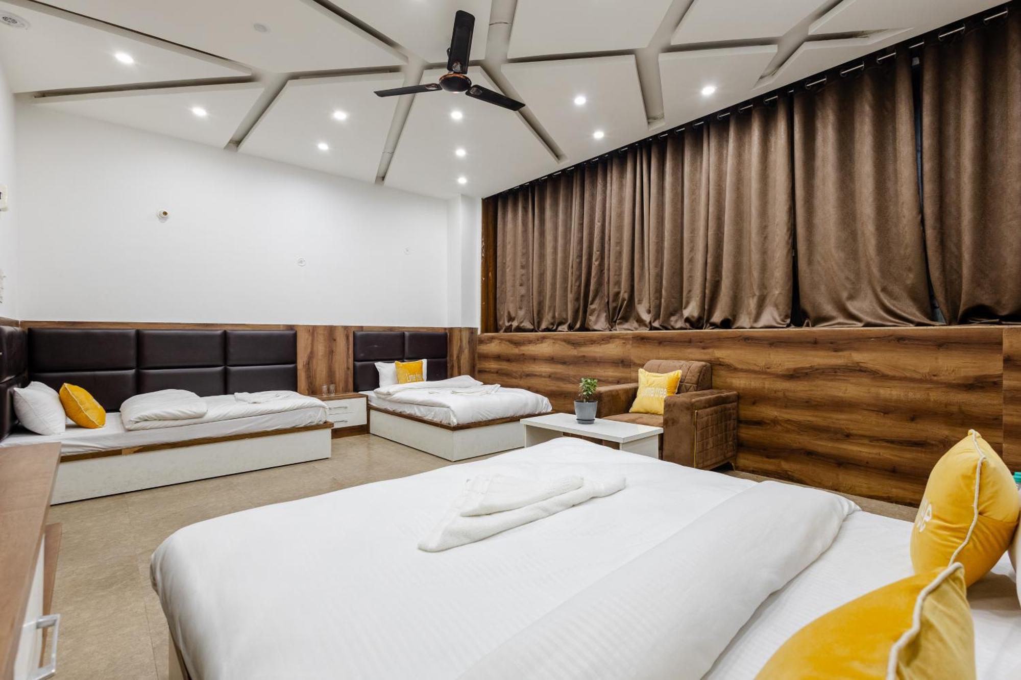 Lime Tree Hotel And Banquet Vrindāvan 외부 사진