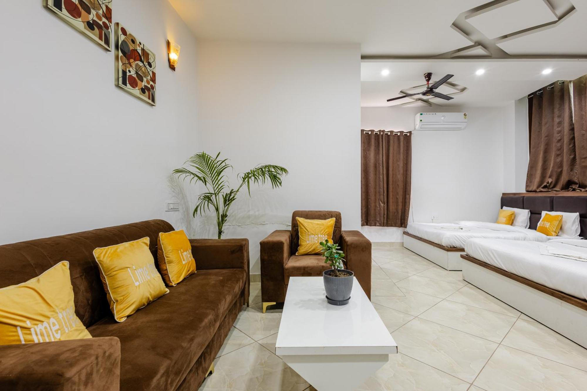 Lime Tree Hotel And Banquet Vrindāvan 외부 사진